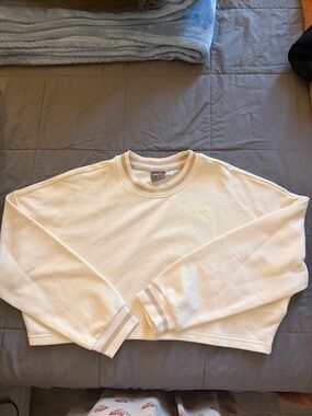 Limited Edition Puma Cropped Crewneck Sweatshirt with Neon Logo - Never Worn
